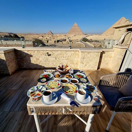 Royal Golden Pyramids Inn Giza Bagian luar foto