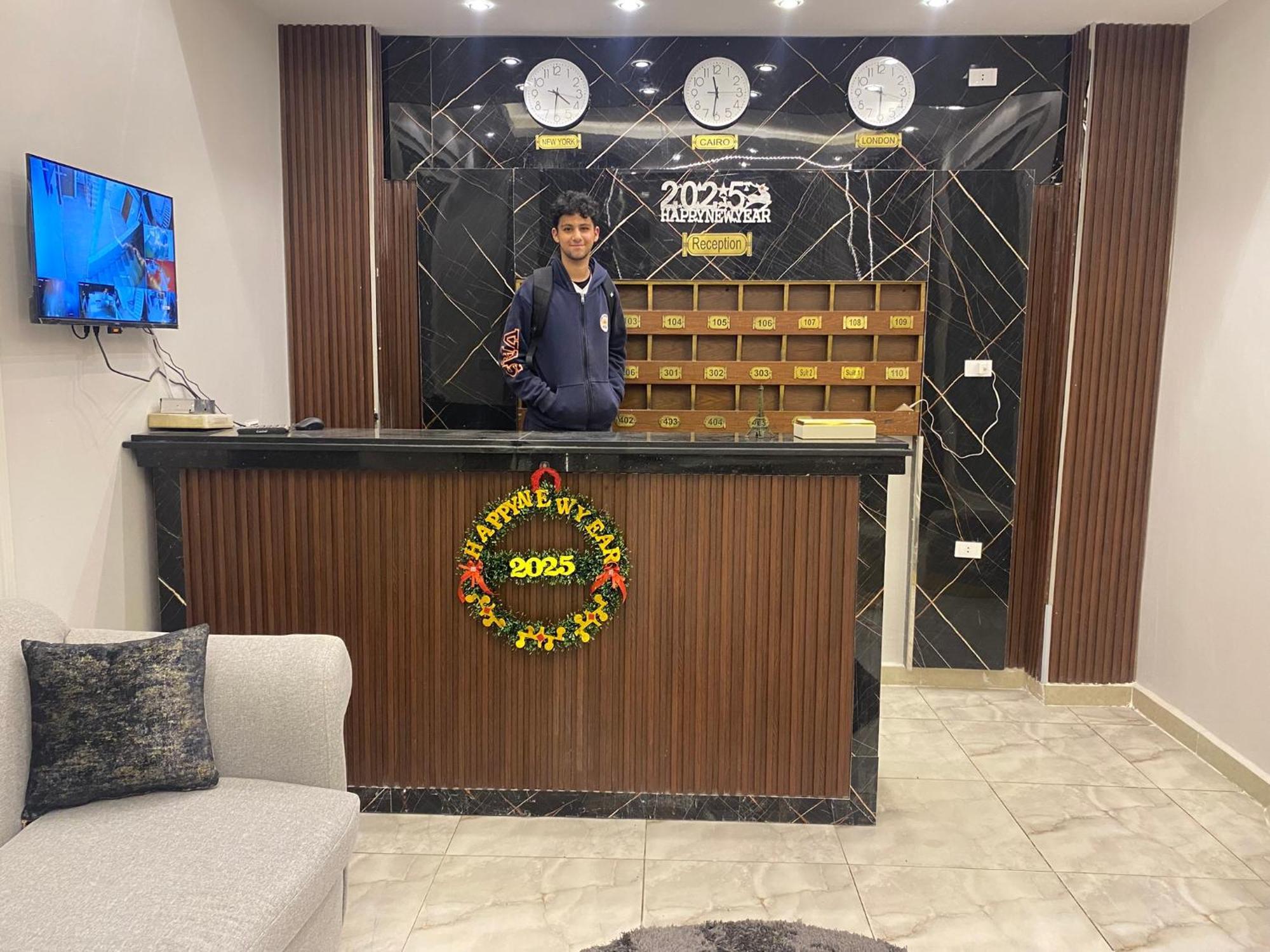 Royal Golden Pyramids Inn Giza Bagian luar foto
