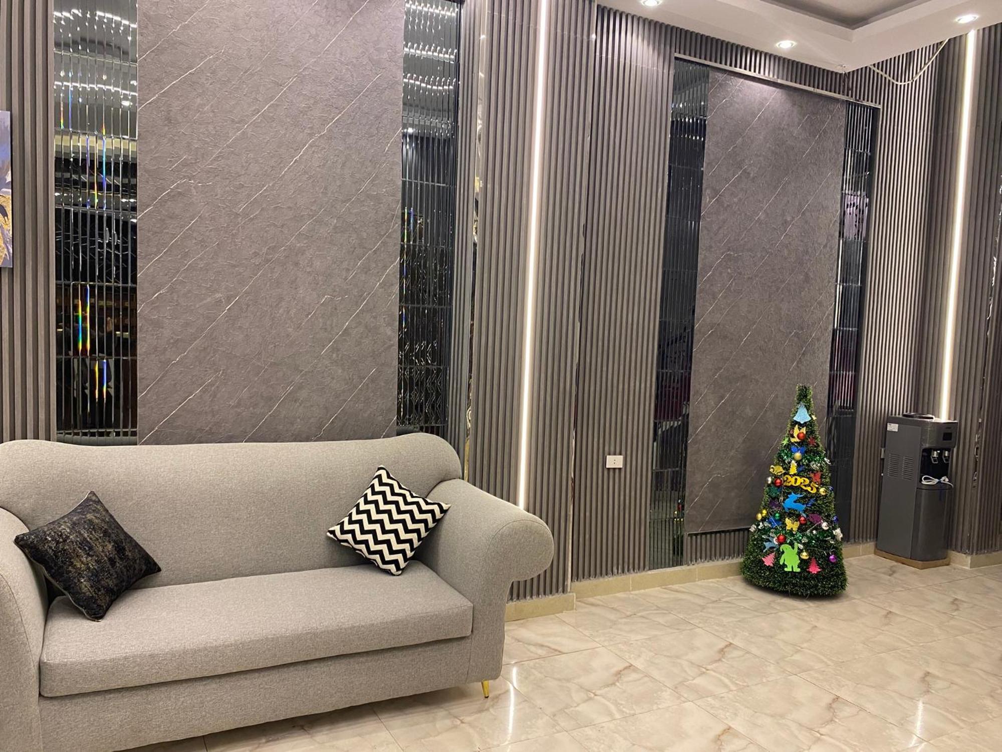 Royal Golden Pyramids Inn Giza Bagian luar foto
