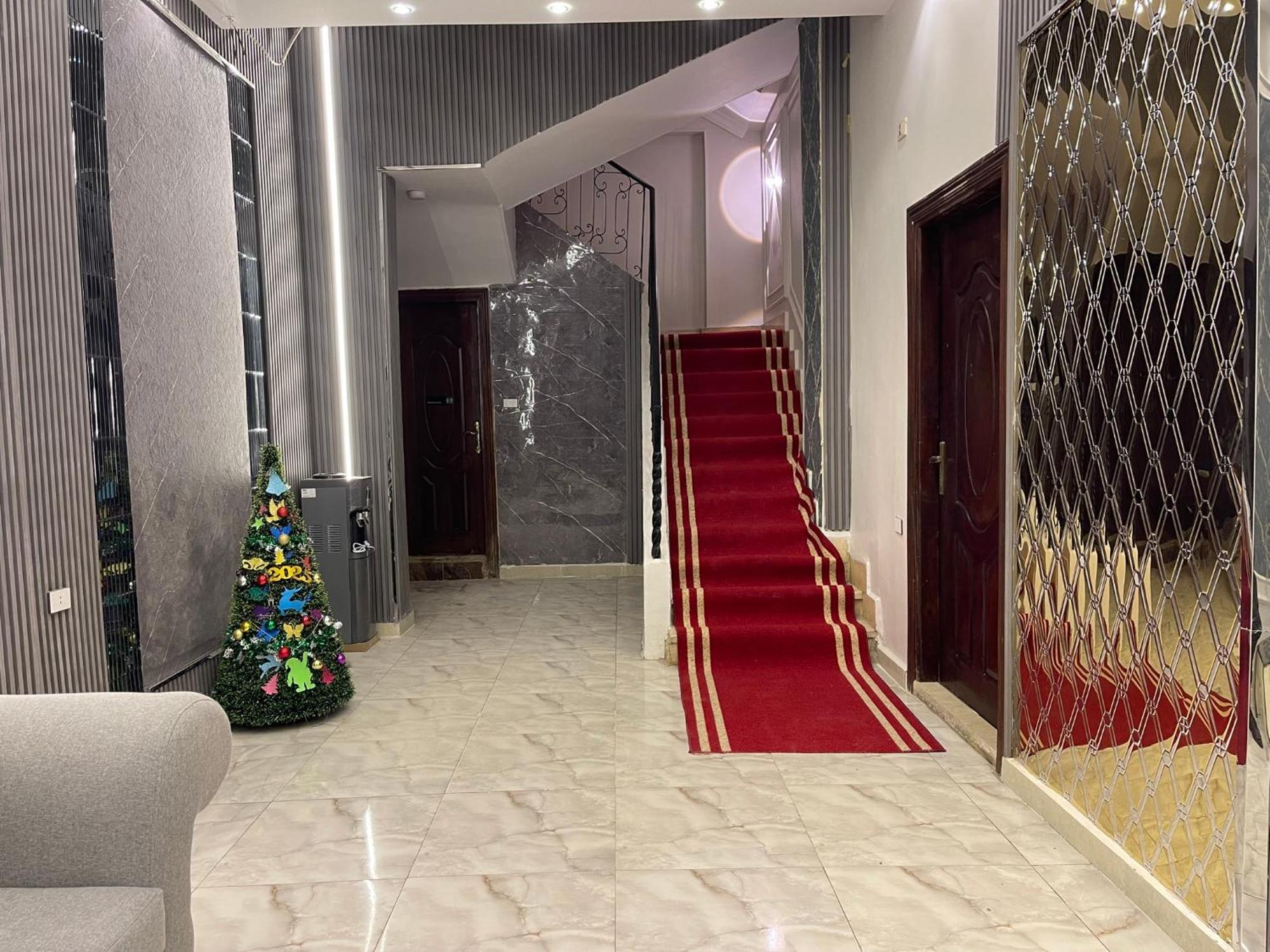 Royal Golden Pyramids Inn Giza Bagian luar foto