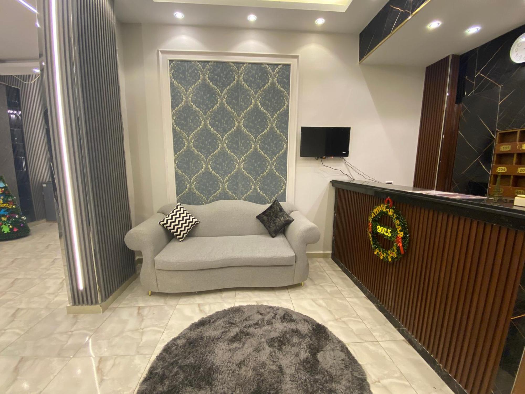 Royal Golden Pyramids Inn Giza Bagian luar foto