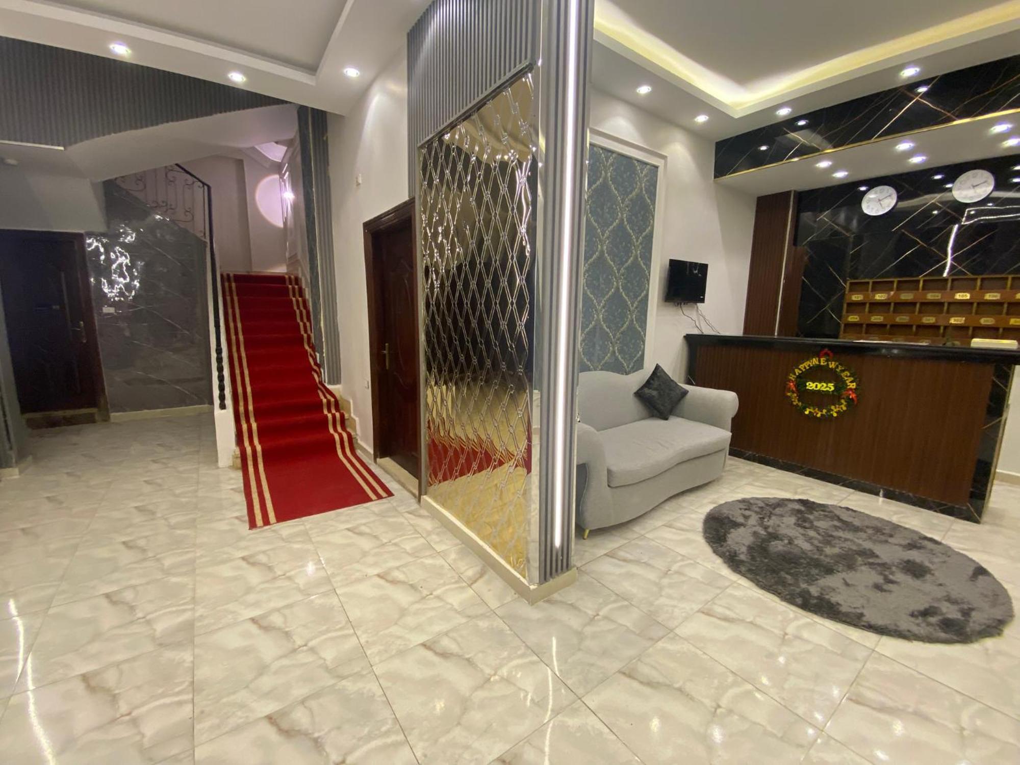 Royal Golden Pyramids Inn Giza Bagian luar foto